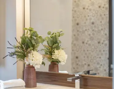 125 Sentinel Rd York University Heights, Toronto 3 beds 3 baths 2 garage $949K