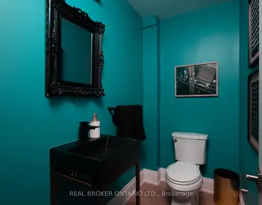 
65 Highcourt Cres Woburn, Toronto 3 beds 3 baths 1 garage $950K