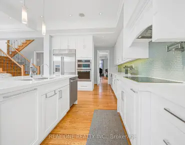 38 Apollo Dr <a href='https://luckyalan.com/community.php?community=Toronto:Banbury-Don Mills'>Banbury-Don Mills, Toronto</a> 5 beds 4 baths 2 garage $2.9M