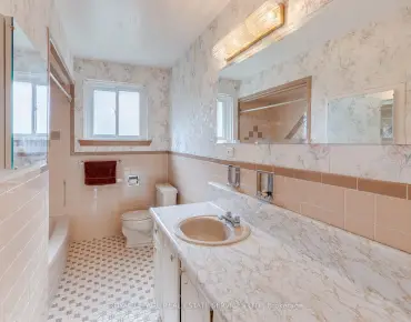 
69 Nipigon Ave <a href='https://luckyalan.com/community.php?community=North York:Newtonbrook East'>Newtonbrook East, North York</a> 3 beds 4 baths 1 garage $1.299M