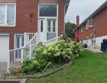 184 Edmonton Dr <a href='https://luckyalan.com/community.php?community=Toronto:Pleasant View'>Pleasant View, Toronto</a> 3 beds 2 baths 1 garage $988.89K
