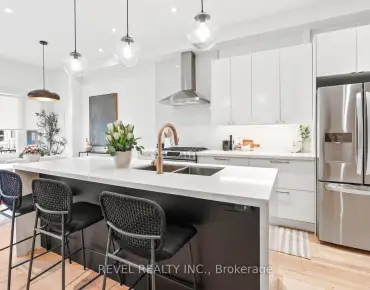 139 Kingsdale Ave <a href='https://luckyalan.com/community.php?community=Toronto:Willowdale East'>Willowdale East, Toronto</a> 2 beds 3 baths 1 garage $1.395M