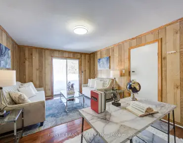 
95 Lord Seaton Rd <a href='https://luckyalan.com/community.php?community=North York:St. Andrew-Windfields'>St. Andrew-Windfields, North York</a> 4 beds 7 baths 4 garage $5M