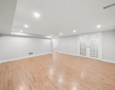 
12 Florence Ave <a href='https://luckyalan.com/community.php?community=Toronto:Lansing-Westgate'>Lansing-Westgate, Toronto</a> 4 beds 7 baths 2 garage $1.899M