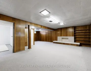 33 Sanderling Pl <a href='https://luckyalan.com/community.php?community=Toronto:Banbury-Don Mills'>Banbury-Don Mills, Toronto</a> 3 beds 2 baths 1 garage $1.09M
