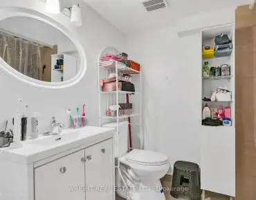 49 Tisdale Ave <a href='https://luckyalan.com/community.php?community=Toronto:Victoria Village'>Victoria Village, Toronto</a> 5 beds 2 baths  garage $819K
