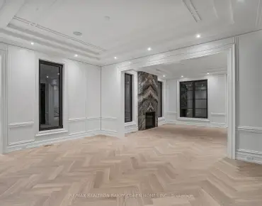 
70 Westleigh Cres Alderwood, Toronto 2 beds 2 baths  garage $1.099M