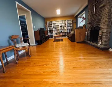 40 Farmview Cres Henry Farm, Toronto 4 beds 3 baths 2 garage $1.699M