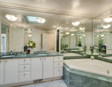 
9 Canfield Pl <a href='https://luckyalan.com/community.php?community=North York:Banbury-Don Mills'>Banbury-Don Mills, North York</a> 4 beds 5 baths  garage $2.5M