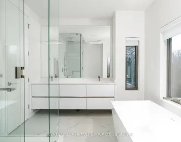 
77 Letchworth Cres Downsview-Roding-CFB, Toronto 3 beds 3 baths 2 garage $1.419M