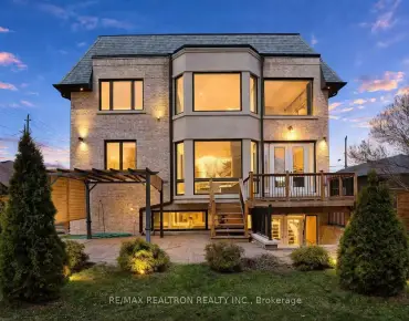 98 Dallimore Circ <a href='https://luckyalan.com/community_CN.php?community=Toronto:Banbury-Don Mills'>Banbury-Don Mills, Toronto</a> 3 beds 4 baths 1 garage $1.1M