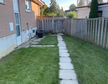 48 Marowyne Dr <a href='https://luckyalan.com/community.php?community=Toronto:Don Valley Village'>Don Valley Village, Toronto</a> 3 beds 3 baths 1 garage $1.44M
