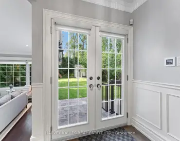 10 Landour Ave Keelesdale-Eglinton West, Toronto 3 beds 2 baths 1 garage $1.1M