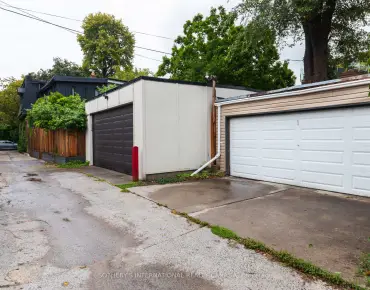 
1 Thurloe Ave <a href='https://luckyalan.com/community.php?community=Toronto:Mount Pleasant West'>Mount Pleasant West, Toronto</a> 3 beds 4 baths 1 garage $2.95M
