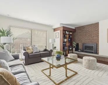 394 Main St Woodbine-Lumsden, Toronto 3 beds 3 baths 2 garage $1.45M