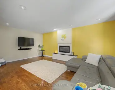 46 Robinter Dr <a href='https://luckyalan.com/community.php?community=Toronto:Newtonbrook East'>Newtonbrook East, Toronto</a> 4 beds 4 baths 2 garage $1.86M

