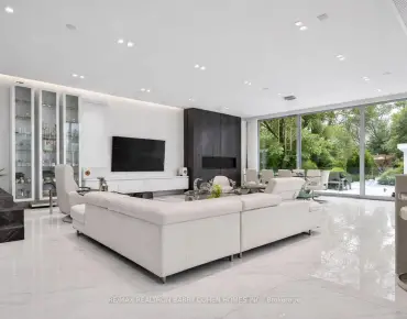52 Angus Dr <a href='https://luckyalan.com/community_CN.php?community=North York:Don Valley Village'>Don Valley Village, North York</a> 3 beds 4 baths garage $1.439M