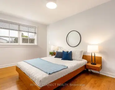 
105 Doris Ave <a href='https://luckyalan.com/community.php?community=Toronto:Willowdale East'>Willowdale East, Toronto</a> 3 beds 3 baths 2 garage $1.599M