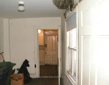 
Bridgeview  Lambton Baby Point, Toronto 3 beds 2 baths 1 garage $1.899M