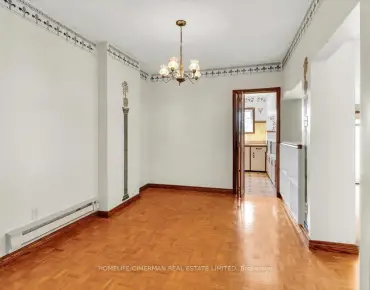 
18 Camberley Crt Malvern, Toronto 3 beds 2 baths 2 garage $726K