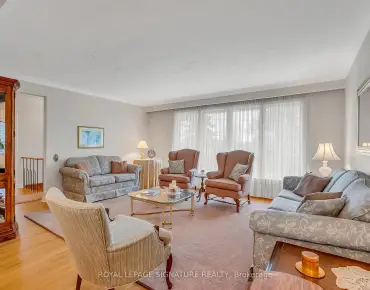 92 Picola Crt <a href='https://luckyalan.com/community_CN.php?community=Toronto:Hillcrest Village'>Hillcrest Village, Toronto</a> 4 beds 3 baths  garage $949K