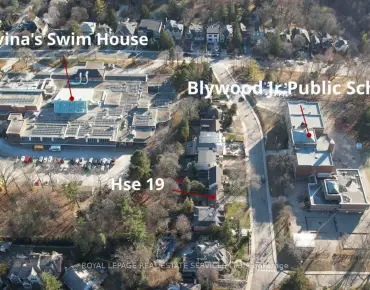 
40 North Woodrow Blvd Clairlea-Birchmount, Toronto 4 beds 2 baths  garage $879.9K