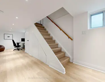 91 Borden St University, Toronto 5 beds 3 baths 2 garage $1.448M