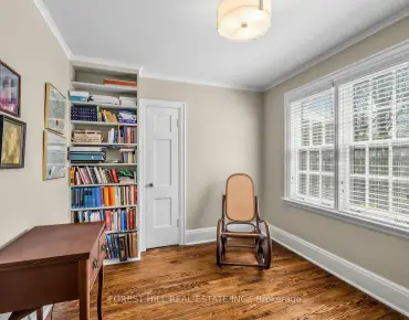 
5 Ravina Cres Blake-Jones, Toronto 3 beds 3 baths  garage $1.749M