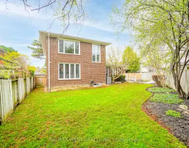 51 Bannatyne Dr <a href='https://luckyalan.com/community.php?community=Toronto:St. Andrew-Windfields'>St. Andrew-Windfields, Toronto</a> 4 beds 5 baths 2 garage $1.75M
