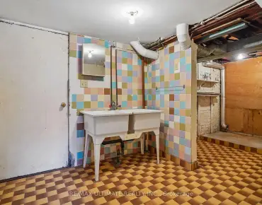 220 Wright Ave High Park-Swansea, Toronto 5 beds 5 baths  garage $3.199M