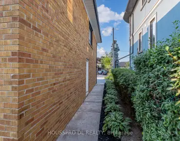 
Barber Greene  <a href='https://luckyalan.com/community.php?community=North York:Banbury-Don Mills'>Banbury-Don Mills, North York</a> 3 beds 2 baths  garage $1.095M