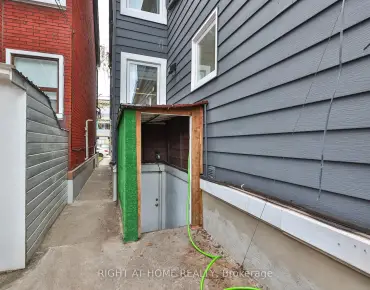 
270 Spring Garden Ave <a href='https://luckyalan.com/community.php?community=Toronto:Willowdale East'>Willowdale East, Toronto</a> 4 beds 5 baths 2 garage $2.68M