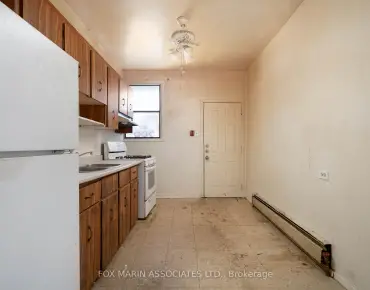 
109 Pleasant Ave <a href='https://luckyalan.com/community.php?community=Toronto:Newtonbrook West'>Newtonbrook West, Toronto</a> 3 beds 2 baths  garage $1.25M
