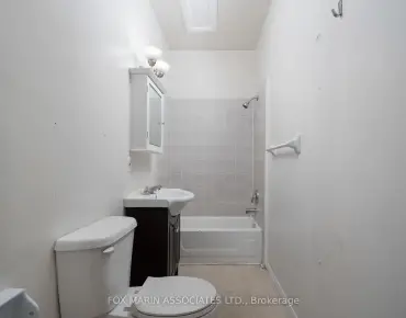 
109 Pleasant Ave <a href='https://luckyalan.com/community.php?community=Toronto:Newtonbrook West'>Newtonbrook West, Toronto</a> 3 beds 2 baths  garage $1.25M
