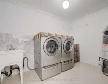 36 Bradgate Rd <a href='https://luckyalan.com/community_CN.php?community=Toronto:Banbury-Don Mills'>Banbury-Don Mills, Toronto</a> 3 beds 2 baths 1 garage $1.988M