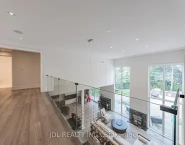 19 Fifeshire Rd St. Andrew-Windfields - 5 睡房 8 卫生间 3 车位叫价8980000加元