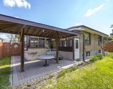 
177 Churchill Ave <a href='https://luckyalan.com/community.php?community=Toronto:Willowdale West'>Willowdale West, Toronto</a> 4 beds 5 baths 1 garage $2.299M