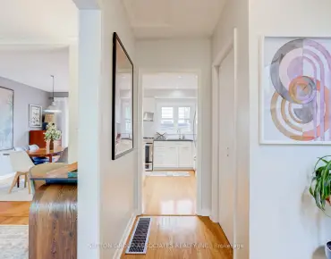 
65 Vanguard Dr Islington-City Centre West, Toronto 3 beds 2 baths  garage $999.999K
