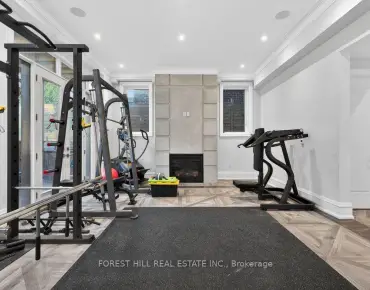 215 Elmhurst Ave <a href='https://luckyalan.com/community_CN.php?community=Toronto:Lansing-Westgate'>Lansing-Westgate, Toronto</a> 4 beds 7 baths 2 garage $2.99M