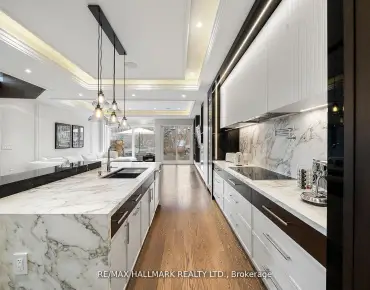 210 Horsham Ave <a href='https://luckyalan.com/community_CN.php?community=Toronto:Willowdale West'>Willowdale West, Toronto</a> 4 beds 5 baths 1 garage $2.1M