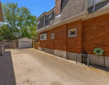 
12 Abbeywood Trl <a href='https://luckyalan.com/community.php?community=Toronto:Banbury-Don Mills'>Banbury-Don Mills, Toronto</a> 4 beds 4 baths 2 garage $2.788M