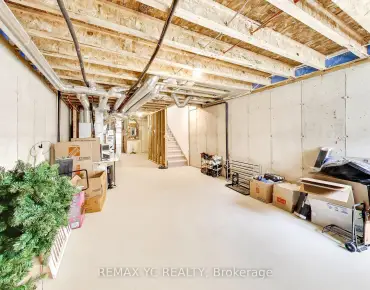 141 Holland Park Ave Oakwood Village, Toronto 3 beds 1 baths garage $899.9K