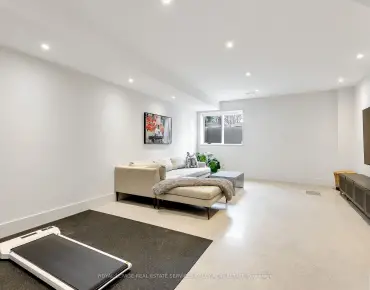 
153 Glengrove Ave W <a href='https://luckyalan.com/community.php?community=Toronto:Lawrence Park South'>Lawrence Park South, Toronto</a> 4 beds 3 baths  garage $1.999M