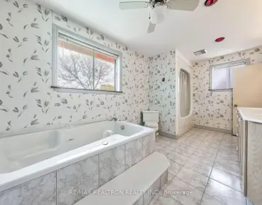 316 Shaw St Trinity-Bellwoods, Toronto 5 beds 2 baths 3 garage $1.898M