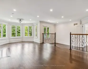 3062 Bayview Ave <a href='https://luckyalan.com/community.php?community=Toronto:Willowdale East'>Willowdale East, Toronto</a> 3 beds 4 baths 1 garage $1.85M