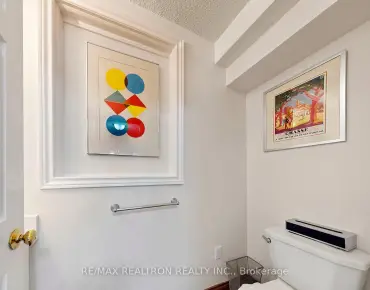 122 Randolph Rd <a href='https://luckyalan.com/community.php?community=Toronto:Leaside'>Leaside, Toronto</a> 3 beds 2 baths 1 garage $1.895M