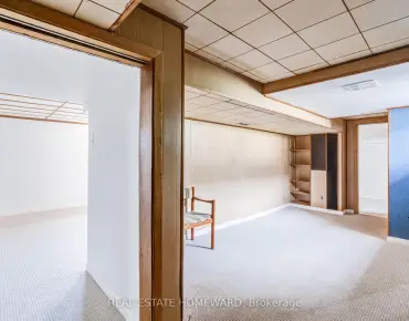159 Alfred Ave <a href='https://luckyalan.com/community_CN.php?community=Toronto:Willowdale East'>Willowdale East, Toronto</a> 3 beds 3 baths 1 garage $1.488M
