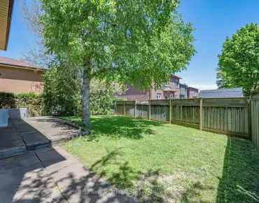27 Copperstone Cres <a href='https://luckyalan.com/community_CN.php?community=Richmond Hill:Rouge Woods'>Rouge Woods, Richmond Hill</a> 3 beds 3 baths 1 garage $899K
