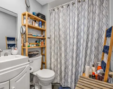 10 Wingrove Hill Islington-City Centre West, Toronto 3 beds 4 baths 2 garage $2.35M
