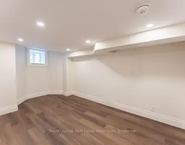 36 Linelle St <a href='https://luckyalan.com/community_CN.php?community=Toronto:Lansing-Westgate'>Lansing-Westgate, Toronto</a> 4 beds 3 baths  garage $1.249M